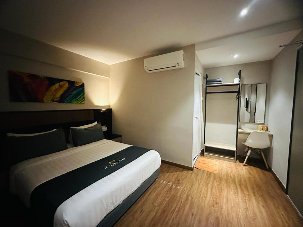 Monaco Hotel Cyberjaya Bagian luar foto