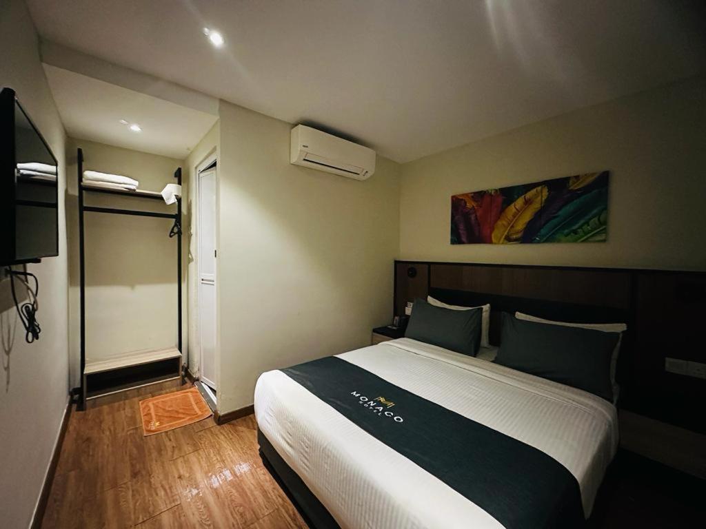 Monaco Hotel Cyberjaya Bagian luar foto