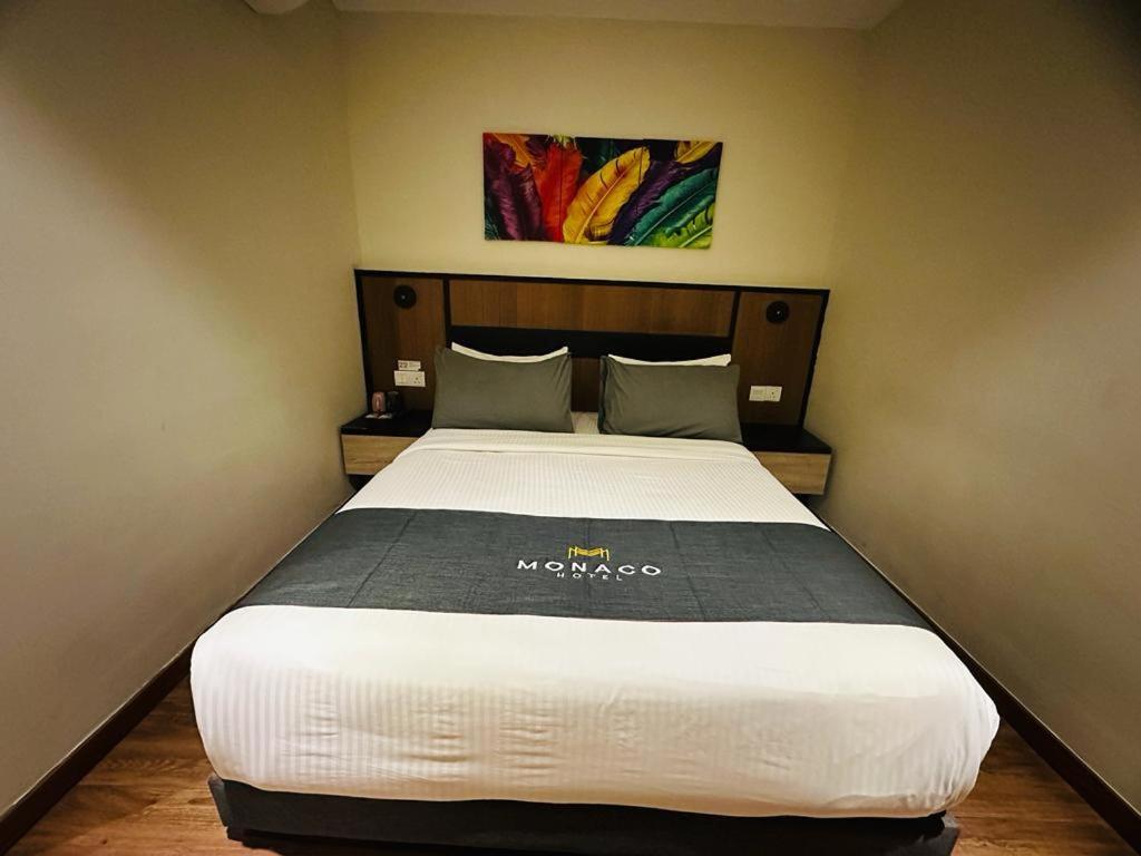 Monaco Hotel Cyberjaya Bagian luar foto