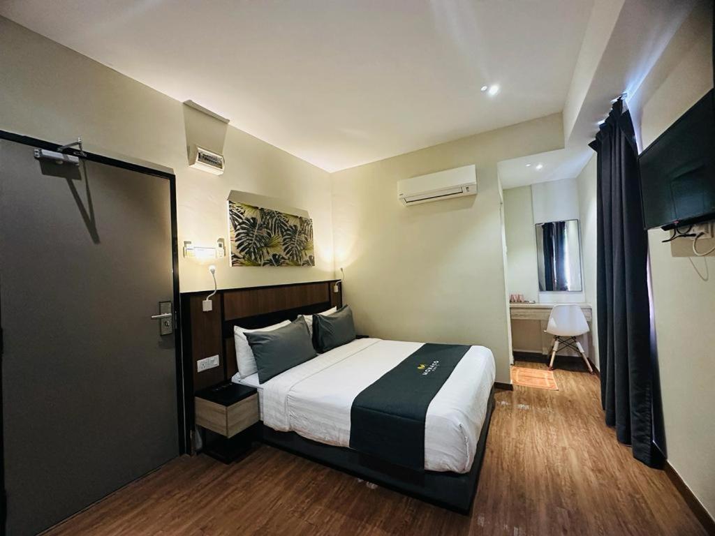 Monaco Hotel Cyberjaya Bagian luar foto
