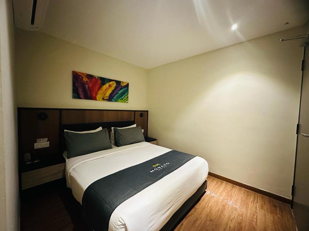 Monaco Hotel Cyberjaya Bagian luar foto