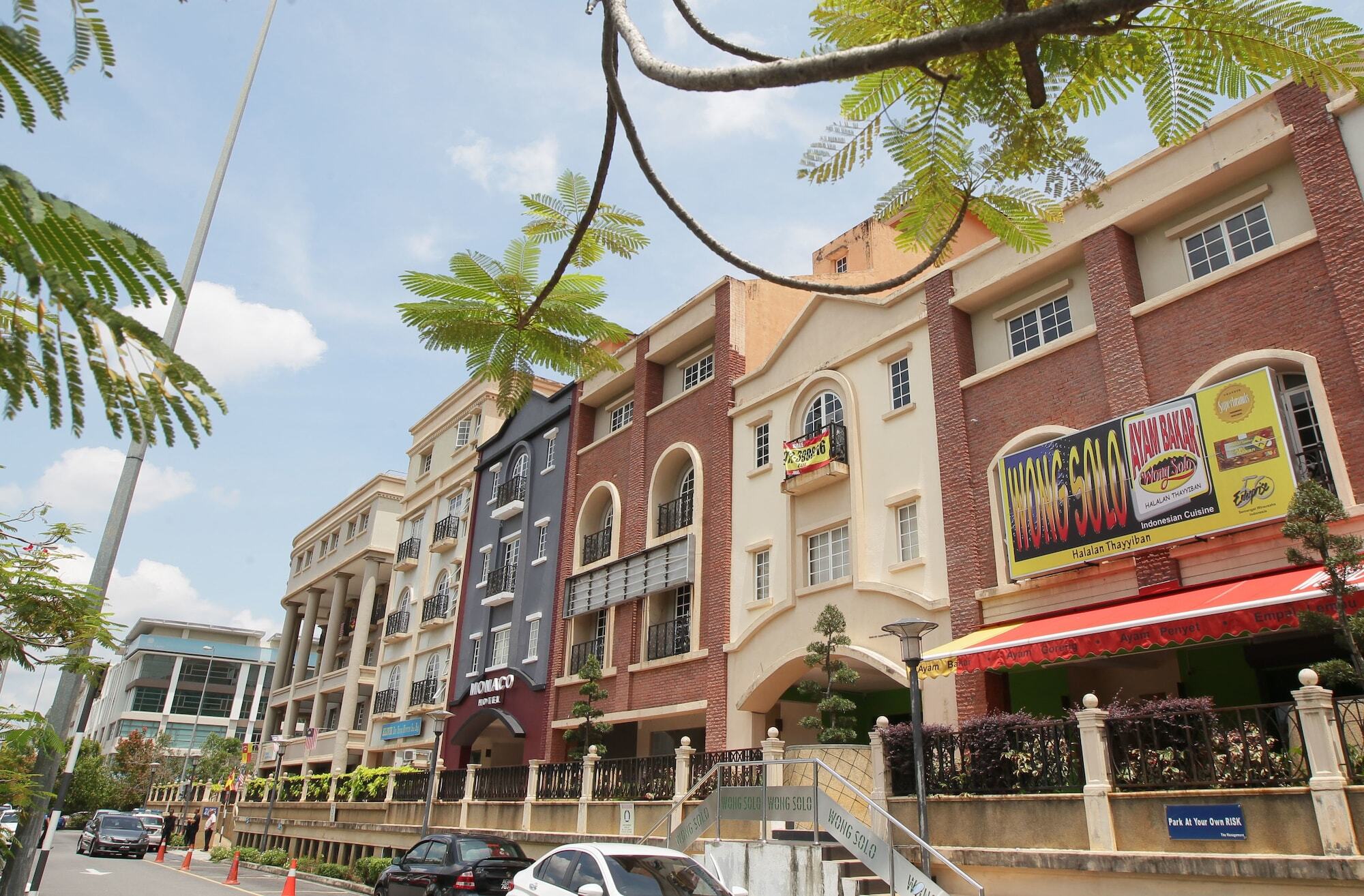 Monaco Hotel Cyberjaya Bagian luar foto